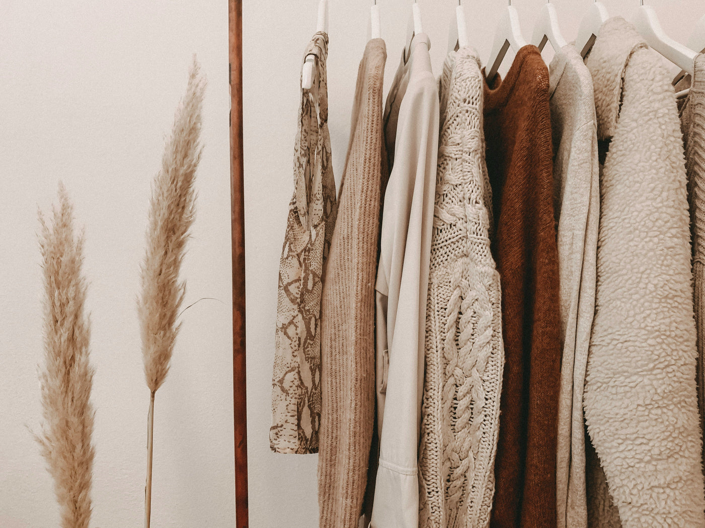 T-shirts & Sweaters